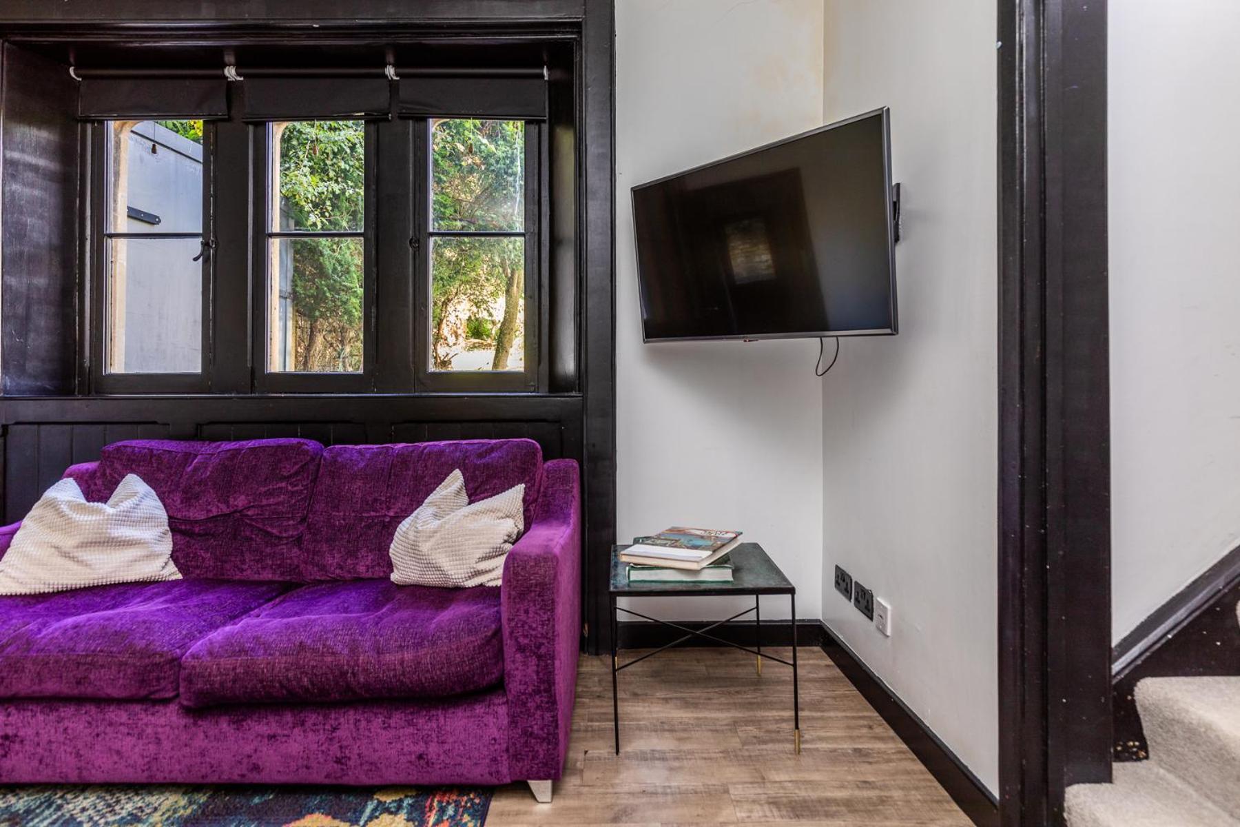 באת' Locksbrook Lodge - Hot Tub - Spacious Outdoor Space מראה חיצוני תמונה